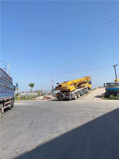 东昌府区25吨吊车的租赁价格大概是多少？